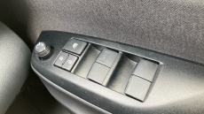 Toyota Yaris 1.5 Hybrid Icon 5dr CVT Hybrid Hatchback